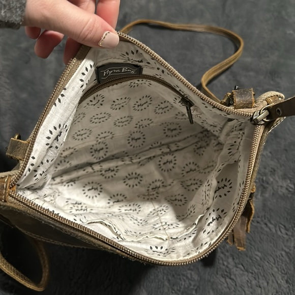 Boho crossbody/clutch - Picture 3 of 6